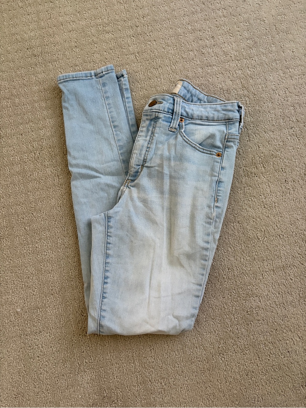Universal Thread Light Blue High Rise Skinny Jeans